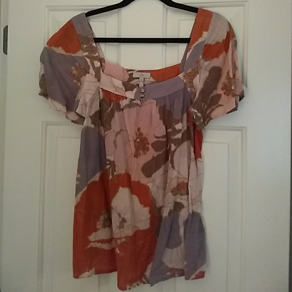 Joie pheasant top with box neck